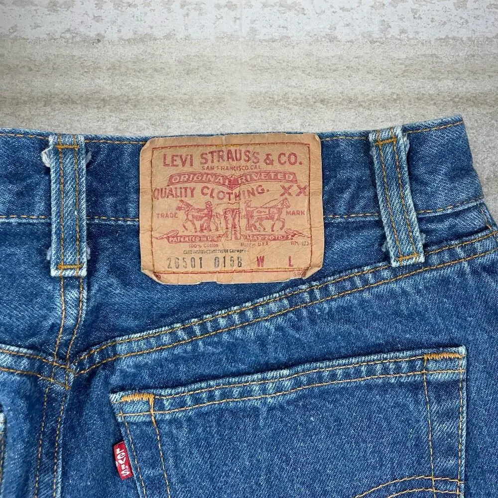 Vintage 90s Levis Jeans 501 28x30 Regular Straight Dark Wash Made in USA - Picture 4 of 6